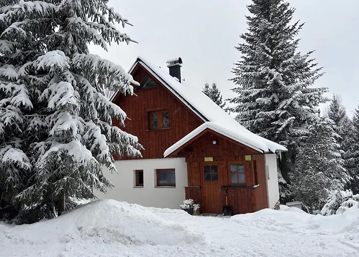 Horská Poustka Сasa de vacaciones Benecko